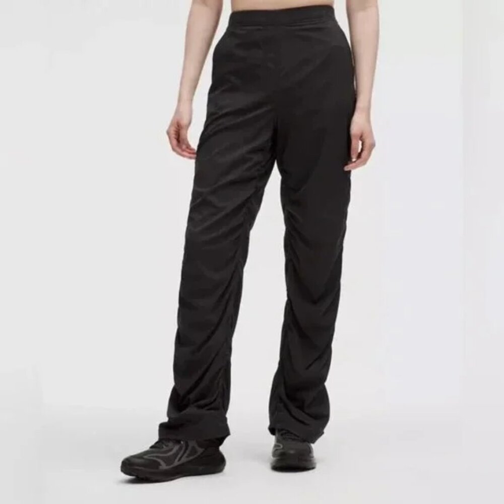 Lululemon Dance Studio Slim-Fit High-Rise Flared Pant Black Size Large NWT